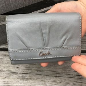Coach Gray Leather Wallet! VGUC!